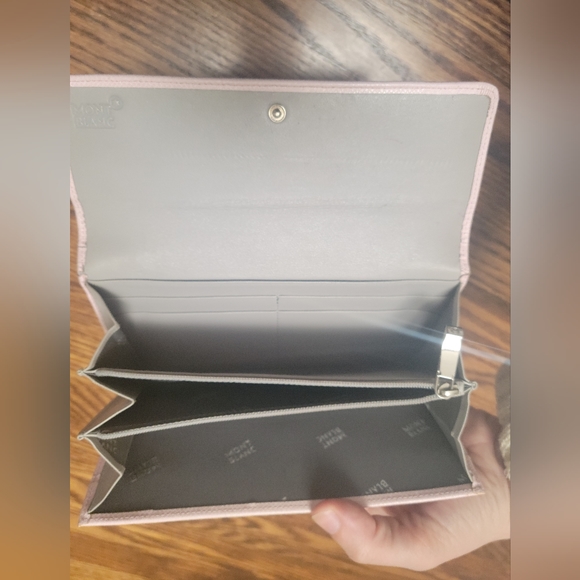 Montblanc wallet soft pink leather - Picture 10 of 16